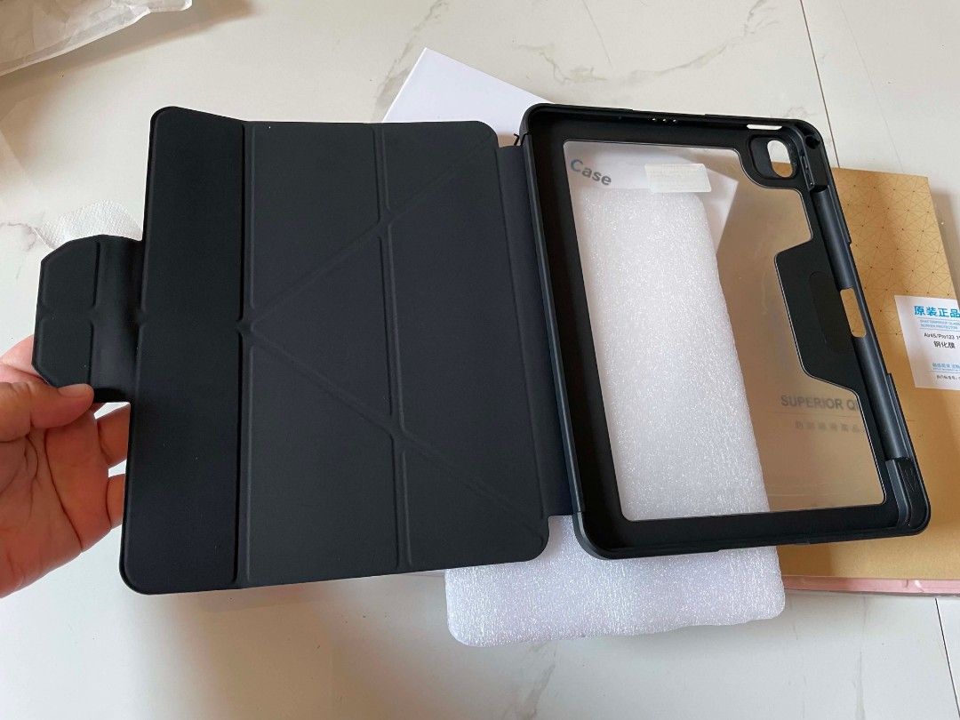 IPAD AIR 4/5 IPADPRO 123 11” Compatible (Category: Cases & Sleeves) located in Las Pinas. Submitted by deseyey (Listing ID 1434194090, Image 3). Description: CASES COMPATIBLE FOR: ✔️IPAD AIR 4/5 ✔️IPADPRO 123 11” Brandnew sealed With Tempered Glass 650 only (1K+ Online app).