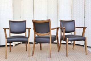 (Category: ) located in . Submitted by FurnitureGallery (Listing ID 1434382012, Image 1). Description: .