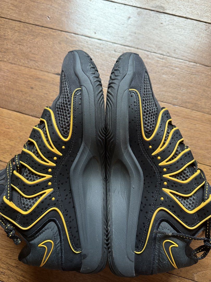 Nike KD 18 “New dawn” (Category: Sneakers) located in Manila. Submitted by blastfor (Listing ID 1434247441, Image 2). Description: Used once Excellent condition No box +Shipping fee Can Ship nationwide.