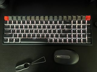 キーボード Owlab Spring black chrome The Owlab Spring Keyboard Looks Amazing – In-Stock Sale in