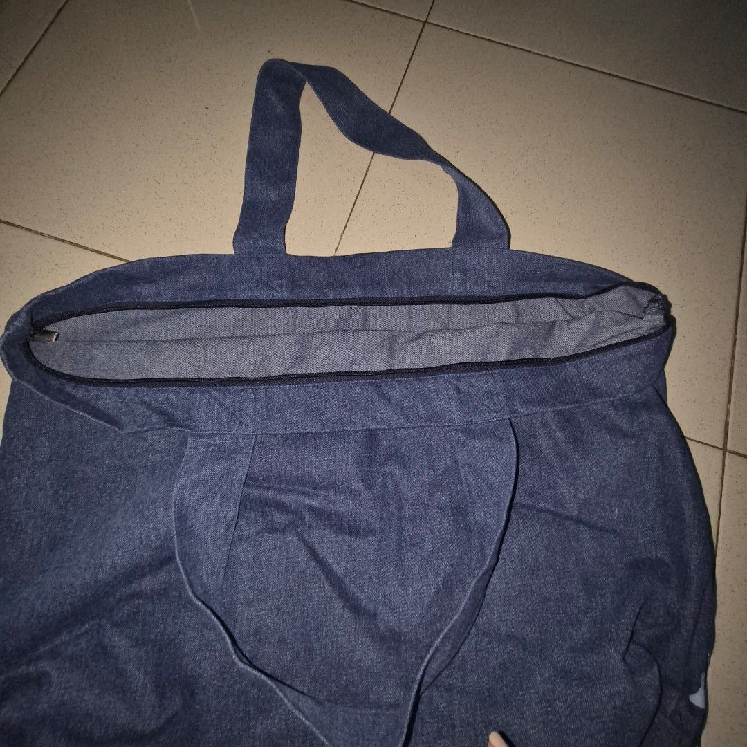 Kultura Tote Bag Washable (Category: Tote Bags) located in Quezon City. Submitted by dspreloved_00 (Listing ID 1434385087, Image 3). Description: Kultura Washable Tote Bag RFS : Monthly Declutter.