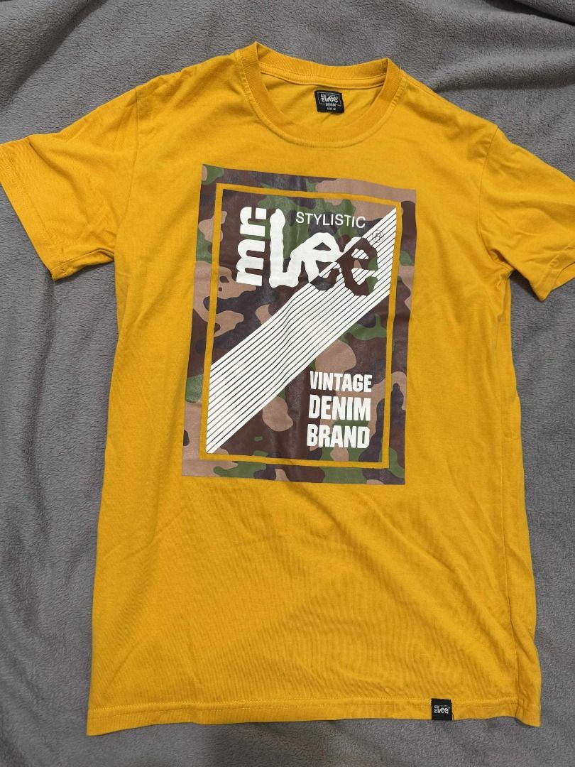 Lee Brand T-shirt (Category: Tshirts & Polo Shirts ) located in Iloilo. Submitted by laurelck (Listing ID 1434214153, Image 1). Description: Lee Brand T-shirt (Used – Like New) - Mustard yellow Lee t-shirt - Graphic print on front - Crew neck Size: Medium RFS: decluttering Price: 300 pesos.