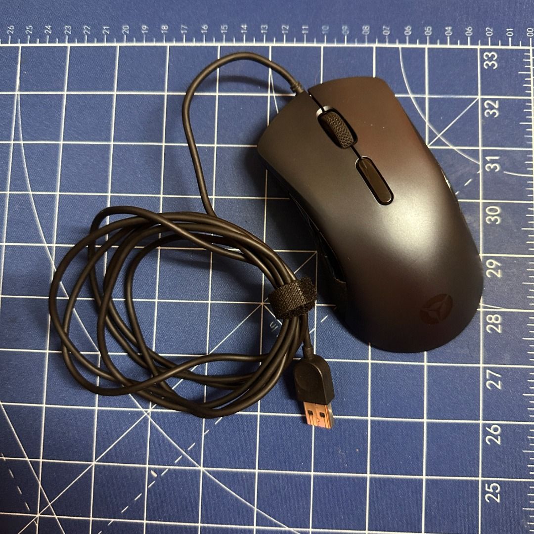 Lenovo Legion Gaming Mouse (Category: Mouse & Mousepads) located in Angeles City. Submitted by kevinsdecluttering (Listing ID 1434203275, Image 1). Description: - Barely used. - 9.8/10 condition. - All buttons working.