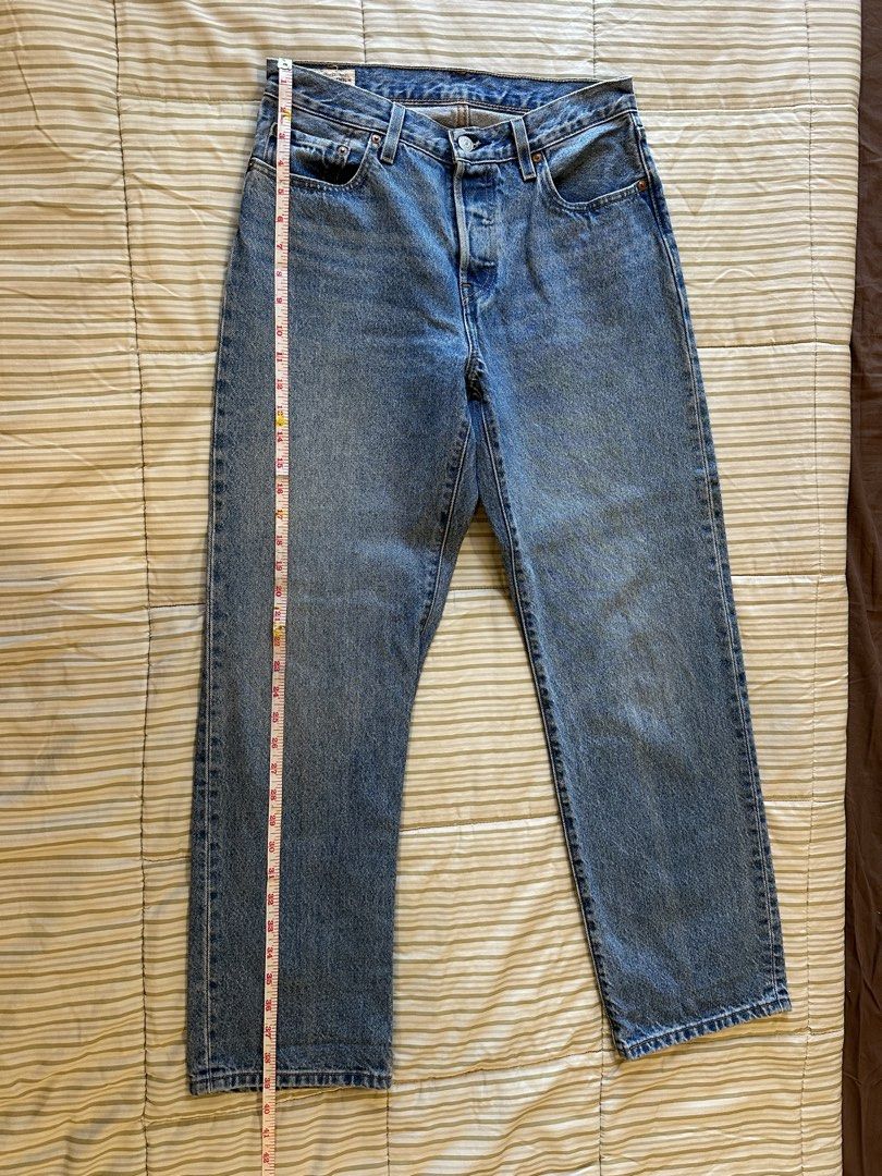 Levi's 501 Original Fit Jeans (Category: Jeans) located in Quezon City. Submitted by nerpiad (Listing ID 1434268363, Image 3). Description: - Guaranteed Authentic Levi's 501 Jeans (bought from Marquee Mall, Pampanga) - Light wash - Size: 27-inch waist, 30-inch length (can fit up to 29 inch waist) - Classic button fly - Straight leg fit - Mid rise - Red Levi's tag - ‘When worn’ pics are for reference only. Actual item has light wash color. RFS: I 