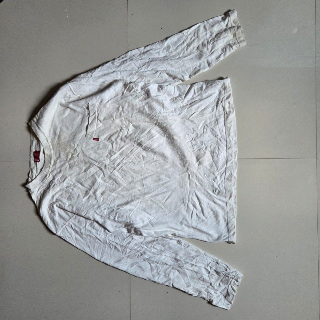 LEVI'S RedTab LS Pocket T-Shirt (Category: Coats, Jackets and Outerwear) located in Tayabas. Submitted by old.dani (Listing ID 1434227495, Image 1). Description: Fitting: Men - L to Semi XL; Womem - XL to Semi 2XL ‎Length: 26 ‎Width: 20.5 ‎Shoulder: 20.5 ‎Arm Space: 9.5 ‎Sleeve Length: 23 ‎ ‎Color: White Color Rate: 8.8 ‎Material: 100% Cotton Hardware: N/A ‎Issue: Washable Stain ‎Condition: Great.