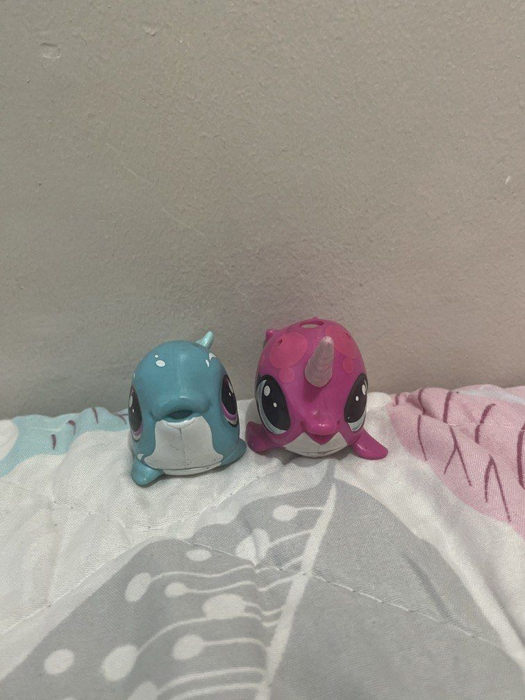 LPS pink narwhal #88 (Gen 6) (Category: Designer & Blind Box Toys) located in Manila. Submitted by gentlyyours_v (Listing ID 1434219833, Image 3). Description: 🐳💗Littlest Pet Shop #88 Splashette Monidon (pink) ⚠️ ₱200 TINGI/EACH ; ₱350 IF SET (with blue whale‼️) AUTHENTIC - Bought from Toy Kingdom & Toys R Us way back 2015-2018❗️ Pls adopt her im decluttering:( will clean before shipping!.