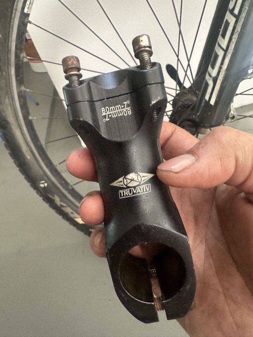 MTB stem (Category: Parts & Accessories) located in Singapore. Submitted by bikeview (Listing ID 1434258749, Image 2). Description: Stem for sales Deal at seller location .