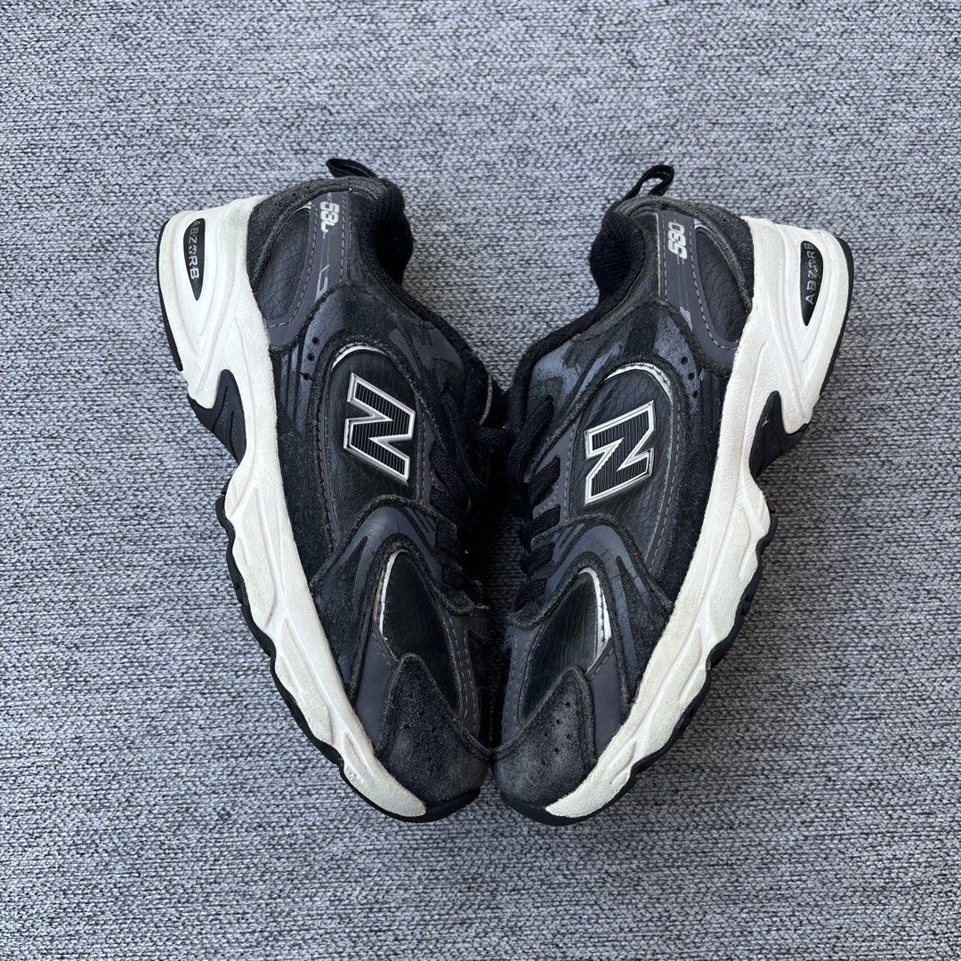 New Balance 530 | White Black (Category: Babies & Kids Fashion) located in Maramag. Submitted by doy.thrift (Listing ID 1434316379, Image 3). Description: +100sf DM for more details can do vc/vouch for safe transaction.
