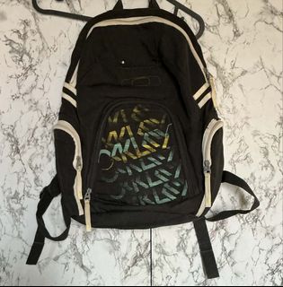 (Category: ) located in . Submitted by drealcloset (Listing ID 1434243737, Image 1). Description: .