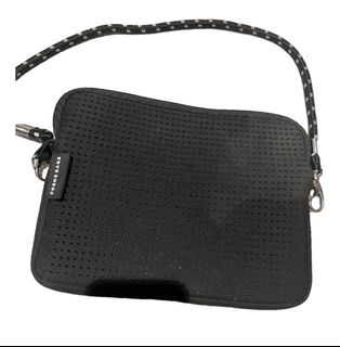 (Category: ) located in . Submitted by jtia_designer_luxury_fashion (Listing ID 1434269197, Image 1). Description: .