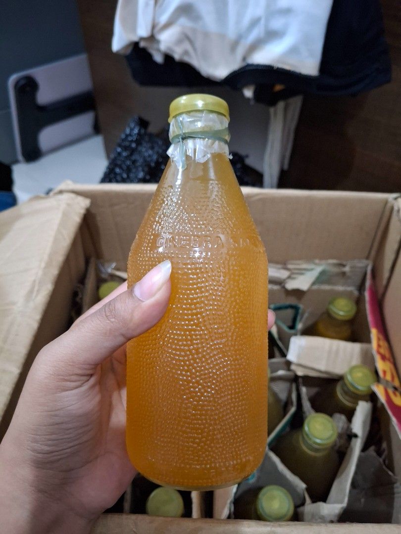 Pure Wild Honey / Dogus 350ml (Category: Fresh Produce) located in Mandaluyong City. Submitted by hanniyani (Listing ID 1434291343, Image 1). Description: -Pure Wild Honey -Fresh from Romblon -Matamis -Walang Halo.