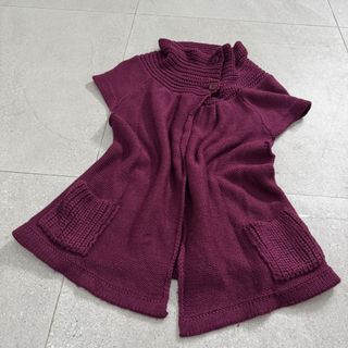 (Category: ) located in . Submitted by shopsofiascloset (Listing ID 1434280039, Image 1). Description: .