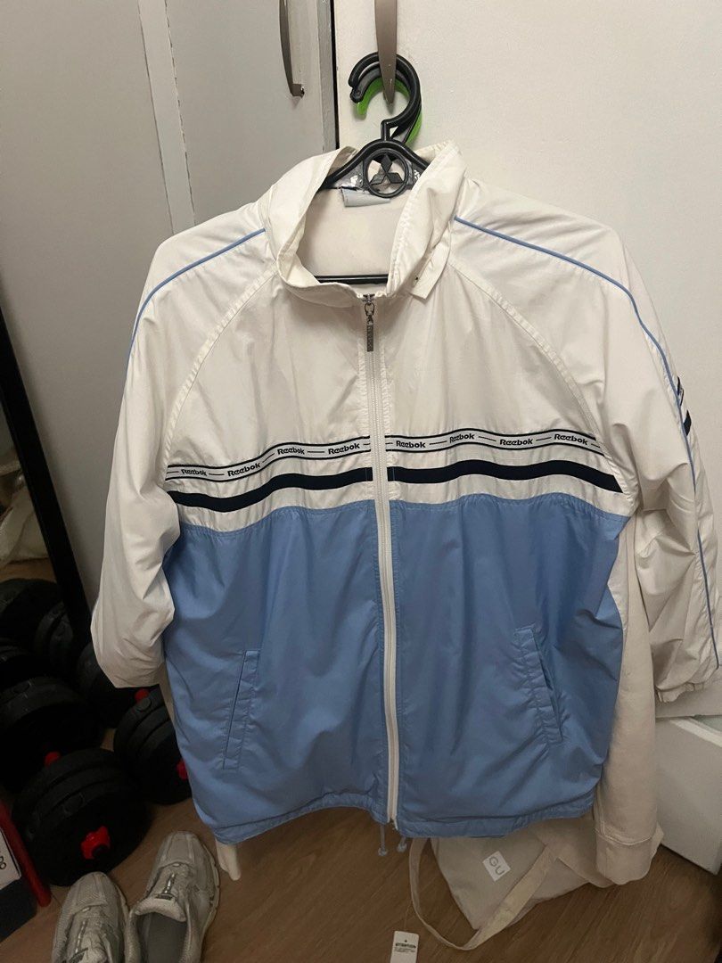 Reebok Windbreaker (Category: Activewear) located in Las Pinas. Submitted by ffinds (Listing ID 1434335590, Image 2). Description: Reebok windbreaker Still good condition Size: Large Shipping via jnt/lalamove Las pinas/Alabang loc decluttering.