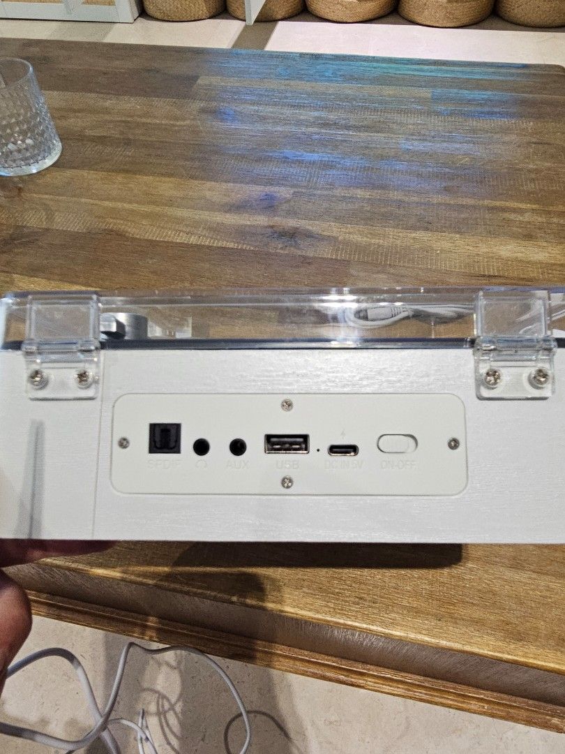 Retro CD Player - Like New441769580299571201