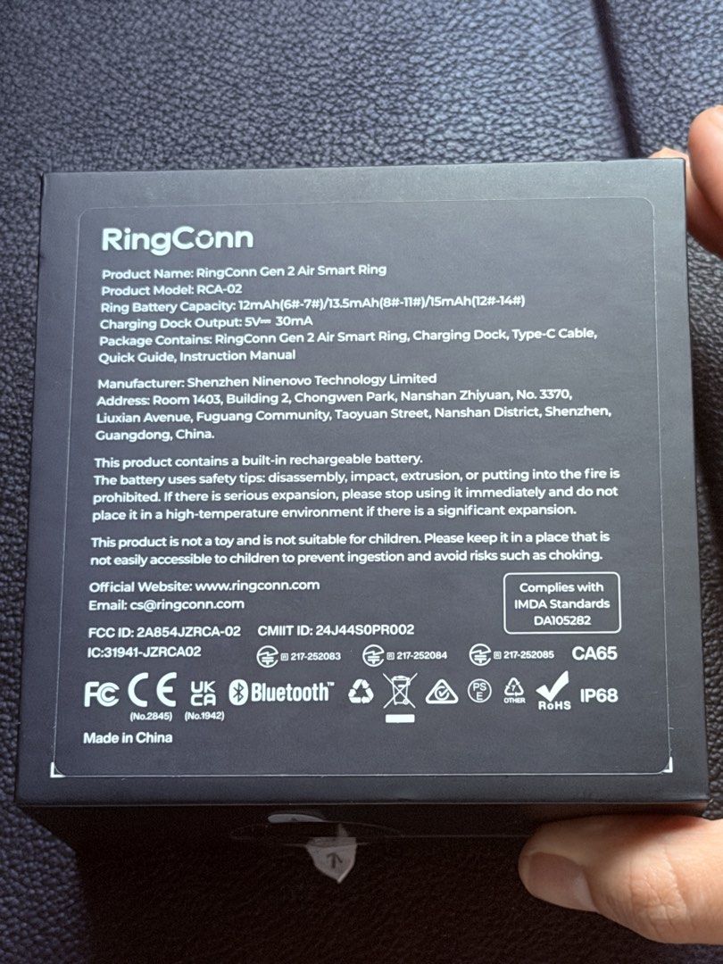 SALE Ringconn Gen 2 Air (Category: Wearables & Smart Watches) located in San Juan City. Submitted by shoprinat (Listing ID 1434232334, Image 3). Description: - silver galaxy - size 8 - rfs: wrong size - barely used.