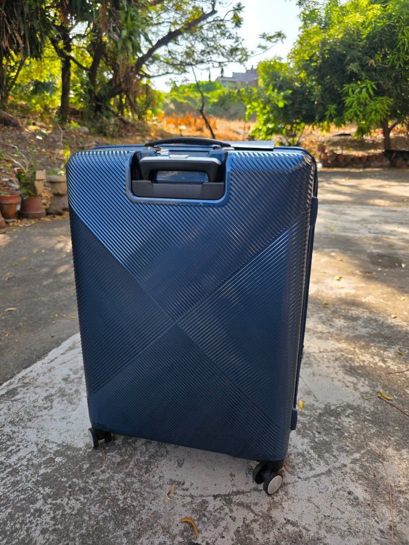 Samsonite Volant 4 Wheel Spinner Luggage - Large - 18,000php (Category: Luggage) located in Caloocan City. Submitted by andrewcruz (Listing ID 1434300289, Image 2). Description: Samsonite Volant Luggage - Large Size Brand New Original 3pcs on Hand On Hand Manila Area.