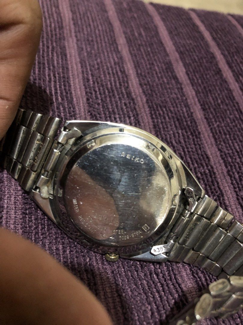 Seiko V Military (Category: Men's Watches) located in Manila. Submitted by bravepenguin.633c48 (Listing ID 1434263944, Image 3). Description: Seiko V Military Php 2,500 Meetups: Gateway/Farmers/Ali Mall/ anywhere in Cubao.