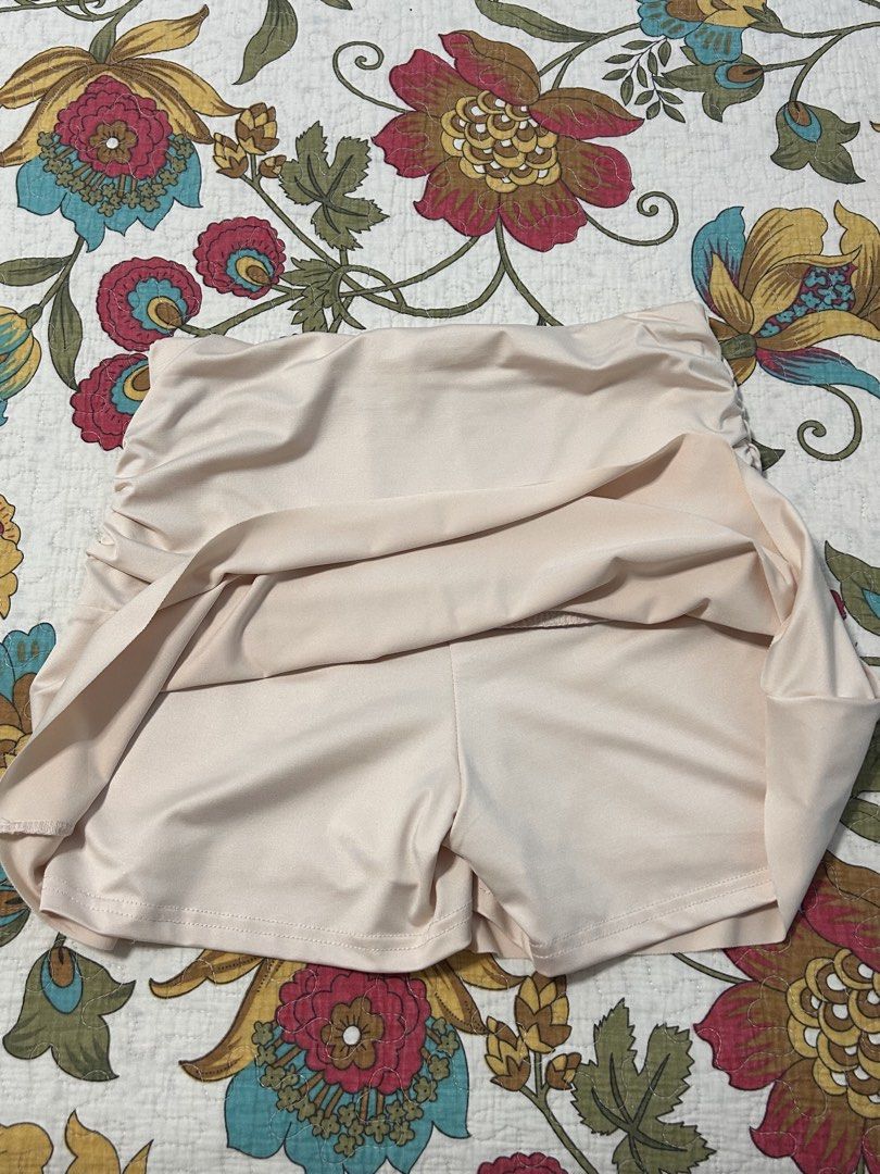 SHEIN Beige/Cream Skirt (Category: Skirts) located in Manila. Submitted by zxcvbnmsof (Listing ID 1434305578, Image 3). Description: - used once - with shorts inside.