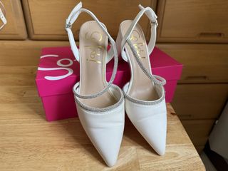 (Category: ) located in . Submitted by secondhandgemsph (Listing ID 1434240996, Image 1). Description: .