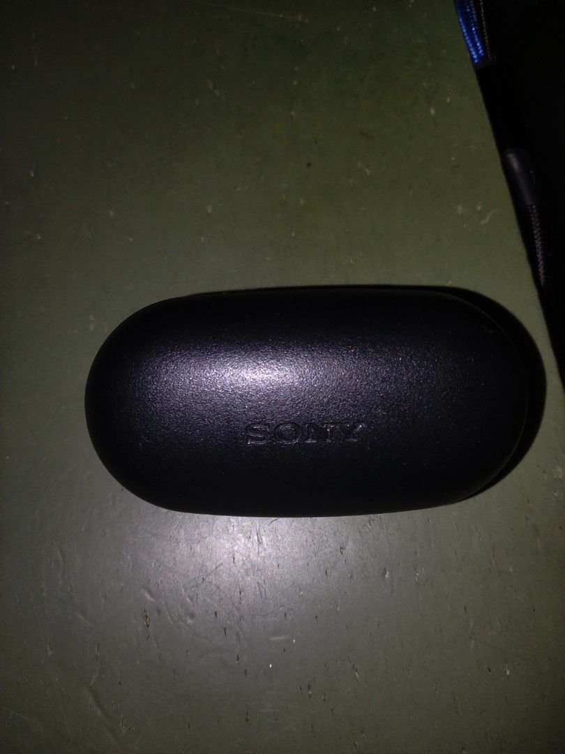 Sony Wireless Earbuds with chager437702460021811201