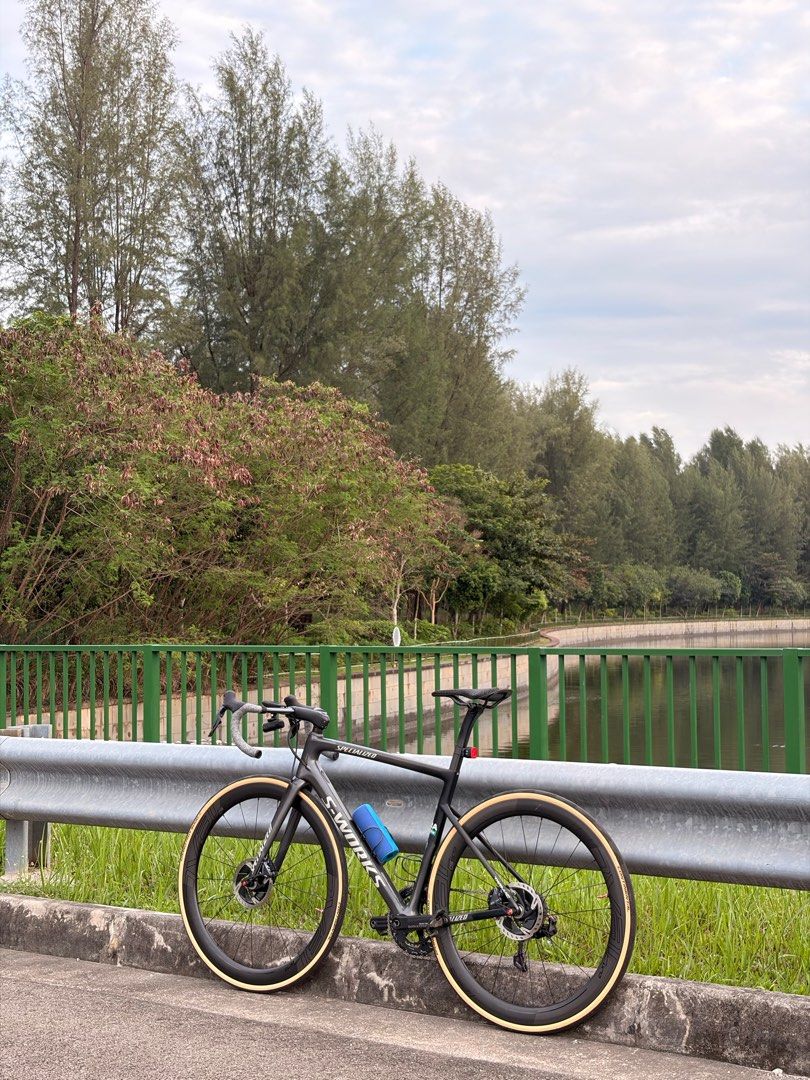 Specialized S-Works Tarmac SL6 54cm (Category: Bicycles) located in Singapore. Submitted by jeli_2415 (Listing ID 1434338142, Image 3). Description: Specialized S-Works Tarmac SL6 54cm - Peter Sagan Mirror Ltd Edition Underexposed "Chasing Rainbows" S-Works Tarmac SL6 fact12r - Frame size: 54cm with CeramicSpeed bottom bracket - Roval CLX50 Disc wheelset (CeramicSpeed bearings) with new Continental GP5000 Cream tyres - Shimano Ultegra Di2 R8070 (