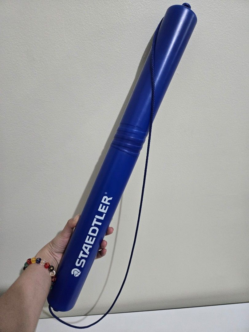 Staedtler Extendable Drawing Tube - Professional Grade (Category: Craft Supplies & Tools) located in Manila. Submitted by antonettelim (Listing ID 1434314001, Image 2). Description: Protect your blueprints, posters, or artworks with this durable Staedtler drawing tube. It’s adjustable in length and keeps your papers crease-free. ​Condition: Used but in perfect working order. No cracks or damage to the strap/locking mechanism. ​Brand: Staedtler (O