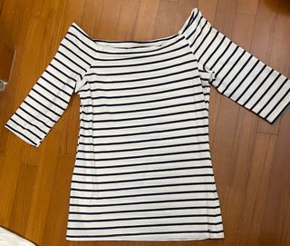 (Category: ) located in . Submitted by xoxoxooxts (Listing ID 1434301987, Image 1). Description: .