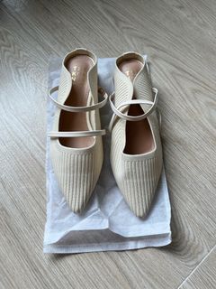 （分類：）位於 。 由 doristg 提交（商品編號 1434189512，圖片 1）。簡介： 。