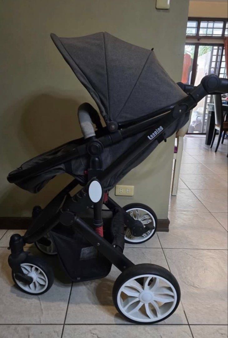 The looping sydney (Category: Strollers) located in Quezon City. Submitted by mandlcloset (Listing ID 1434182446, Image 1). Description: .