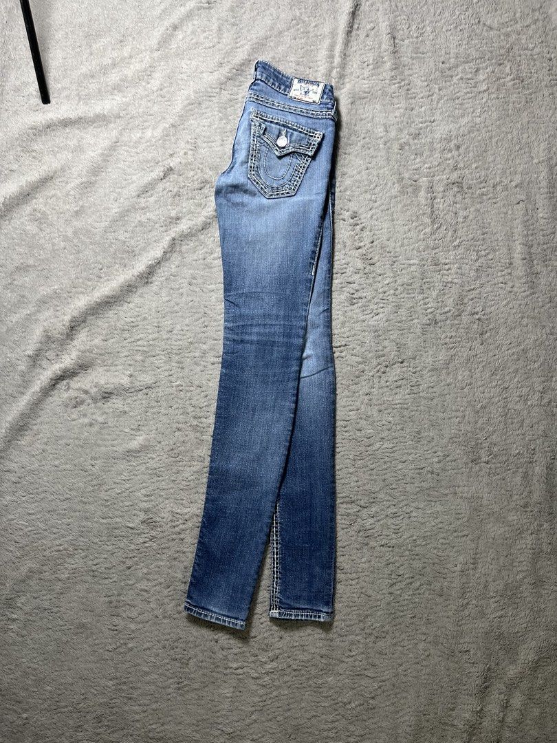 True Religion light wash skinny Jeans size 24 (Category: Jeans) located in Manila. Submitted by z_enzo (Listing ID 1434287787, Image 1). Description: condition: 9/10 Color rate: 9/10 measurements : issue : N/A 📌Garments are washed, clean, & ready to wear 📌Color may vary from the photo shown 📌 Payment first basis [TAGS] : Miss me true religion la idol usa sinful miss sixty playboy juicy couture Santa rosa, Laguna MOP : GCASH COURIER: J&T .