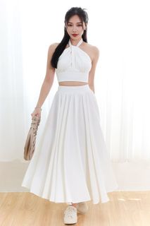 (Category: ) located in . Submitted by joycecloset_1010 (Listing ID 1434349637, Image 1). Description: .