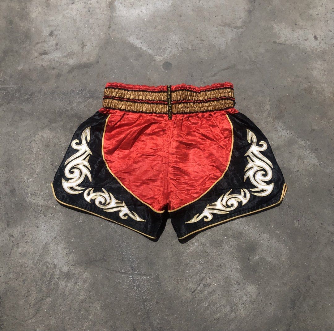 Twins Special Muay Thai Shorts (Category: Shorts) located in Pandi. Submitted by 28hundreds (Listing ID 1434205446, Image 2). Description: Twins Special Muay Thai Shorts W 28-34 • L 15 • H 12 excellent condition, adjustable waist see detailed pics to appreciate the piece thank you. - 880 +sf bulacan.