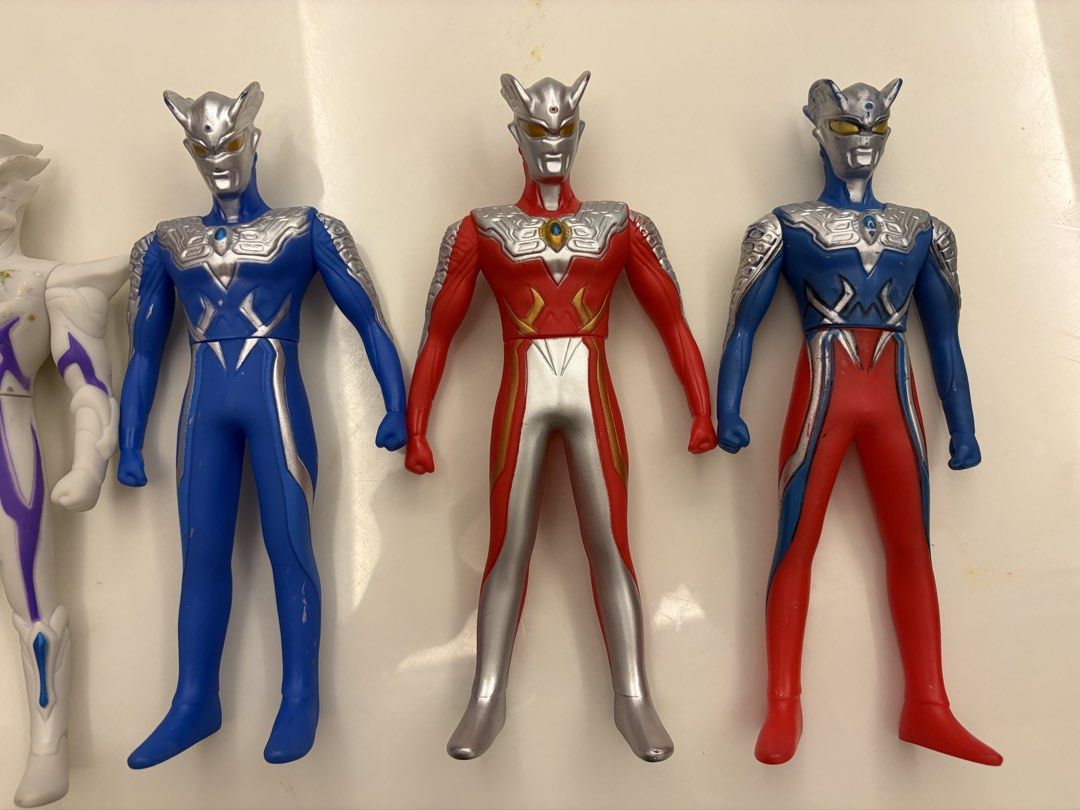 Ultraman Zero Action Sofubi Set (Category: Figurines & Statues) located in Shah Alam. Submitted by henri_room (Listing ID 1434365040, Image 2). Description: Mencari buyer koleksi ultraman ini untuk anak sedara dapat beli Ultraman DX Geed Riser baru die. Tolong realisasikan impian budak ni. Ape ape boleh DM. Terima kasih. .