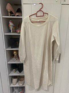 (Category: ) located in . Submitted by tyrapreloved24 (Listing ID 1434264577, Image 1). Description: .