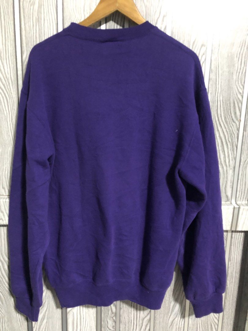 Vintage Russell Athletic Sweatshirt Mens Purple Crewneck Pullover (Category: Coats, Jackets and Outerwear) located in General Trias. Submitted by gracesabel55302 (Listing ID 1434297561, Image 3). Description: Vintage Russell Athletic Sweatshirt Mens Purple Crewneck Pullover SIZE…LARGE WIDTH…24 LENGTH…28.5 PRICE..500.
