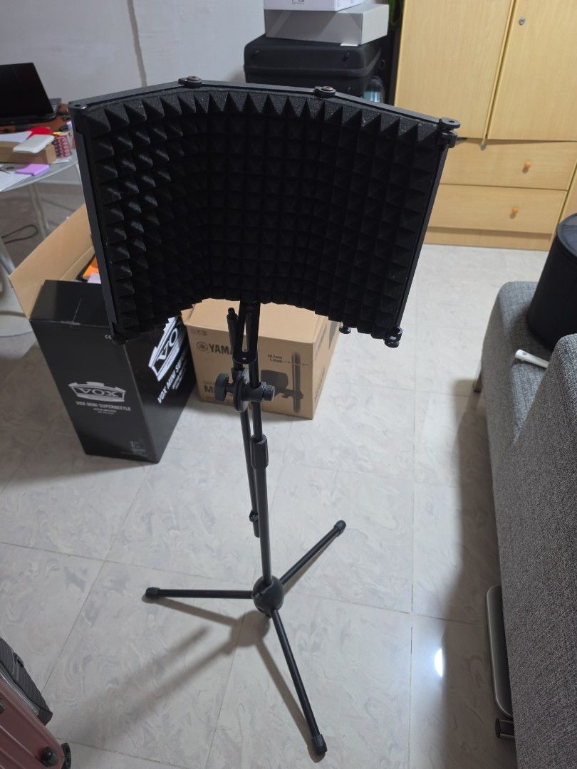 Vocal Booth Microphone Isolation Shield436857160284262400