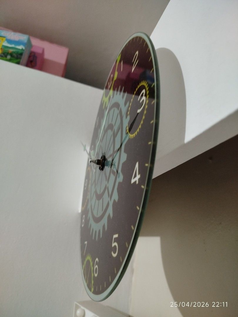 Wall clock (Category: Clocks) located in Quezon City. Submitted by crci12 (Listing ID 1434327430, Image 2). Description: Wall clock Glass material Used Actual pictures posted What you see is what you get P400 Meet ups: *Simplicity mini stop commonwealth ave., balara, qc. *Kindly send us a message for a schedule of meet up..
