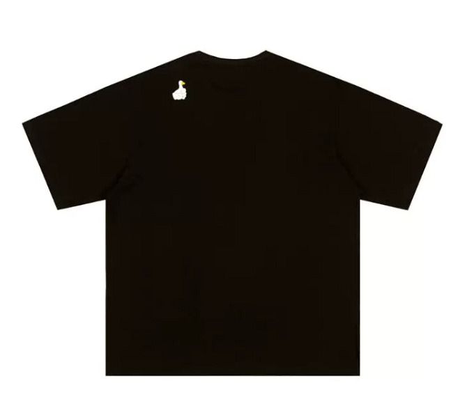 WARMTREES Tshirt (Human Made vibes) (Category: Tshirts & Polo Shirts ) located in Manila. Submitted by deftzy (Listing ID 1434252885, Image 3). Description: WARMTREES T-shirt 🏷️ 350 Excellent condition No issue Small on tag 📐 MEASUREMENTS (inches) Width [Pit to pit]: 21" Length: 28.5" Shoulder: 18".