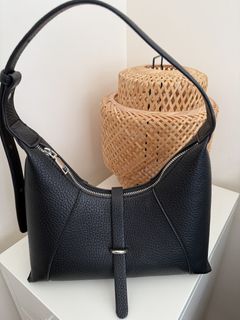 （分類：）位於 。 由 buy_here_ 提交（商品編號 1434249610，圖片 1）。簡介： 。