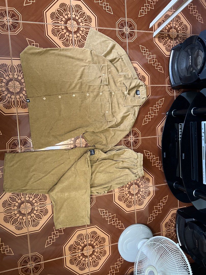 2 Wougitilha Overall corduroy black and khaki (Category: Sets & Coordinates) located in Manila. Submitted by mark_decluttering (Listing ID 1434213327, Image 2). Description: Slightly used. Black and khaki pants xxl both Khaki polo xxl black polo 3xl 1500 each set.