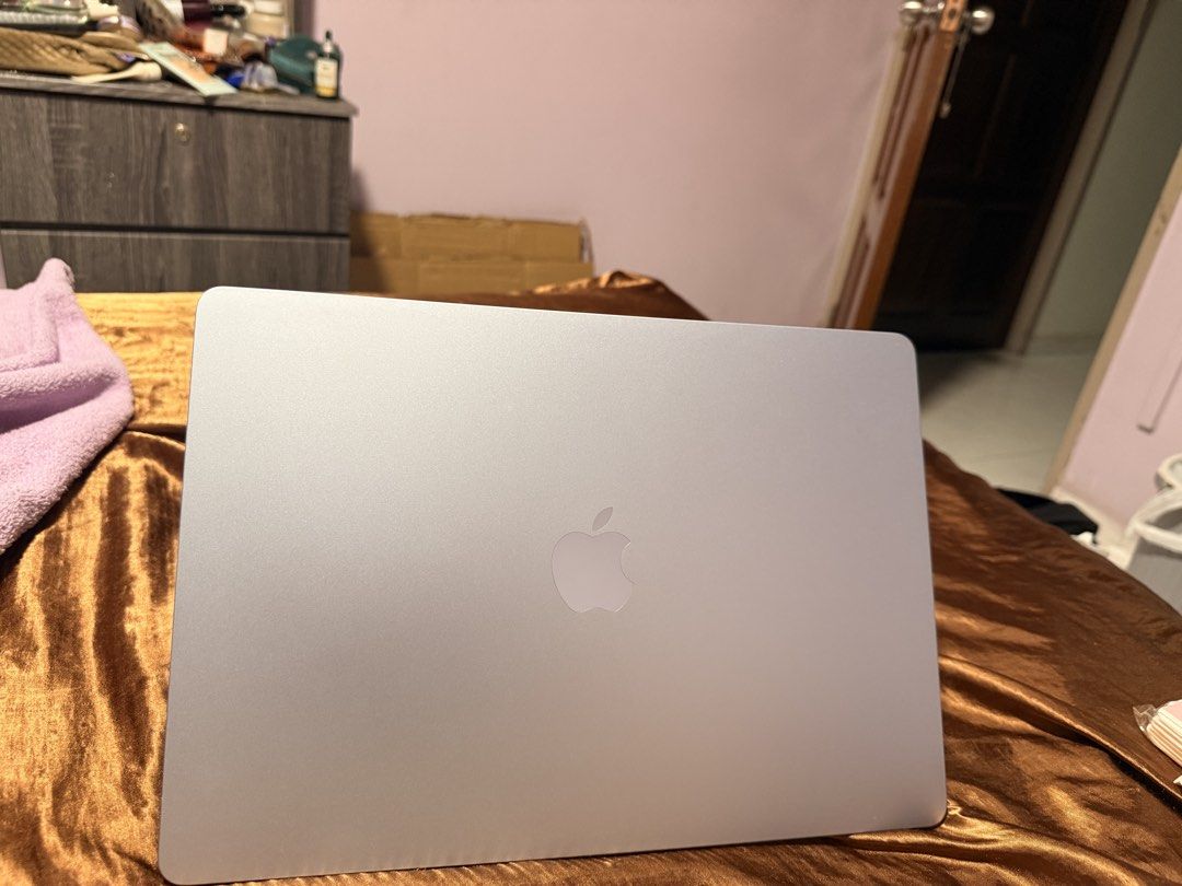 Apple MacBook Air 15 M4 2025 | 256GB | 100% Battery | Like New