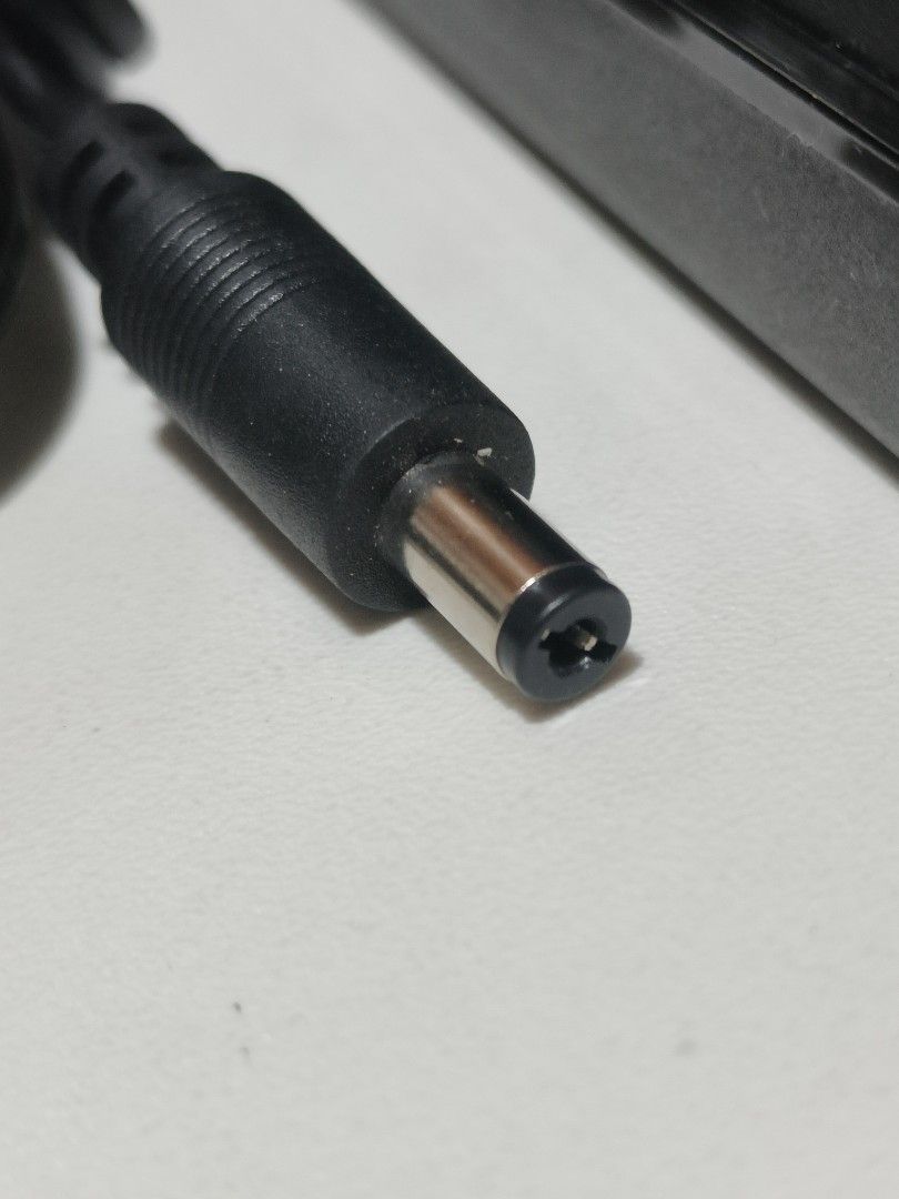 12V Switching AC Adaptor (Category: Electrical, Adaptors & Sockets) located in Makati City. Submitted by franco31 (Listing ID 1434412896, Image 2). Description: Switching AC Adaptor (Model PSA31U-120) Input: 100-240V - 1.0A 50)60Hz 64-80VA Output: 12V = 2.5A.