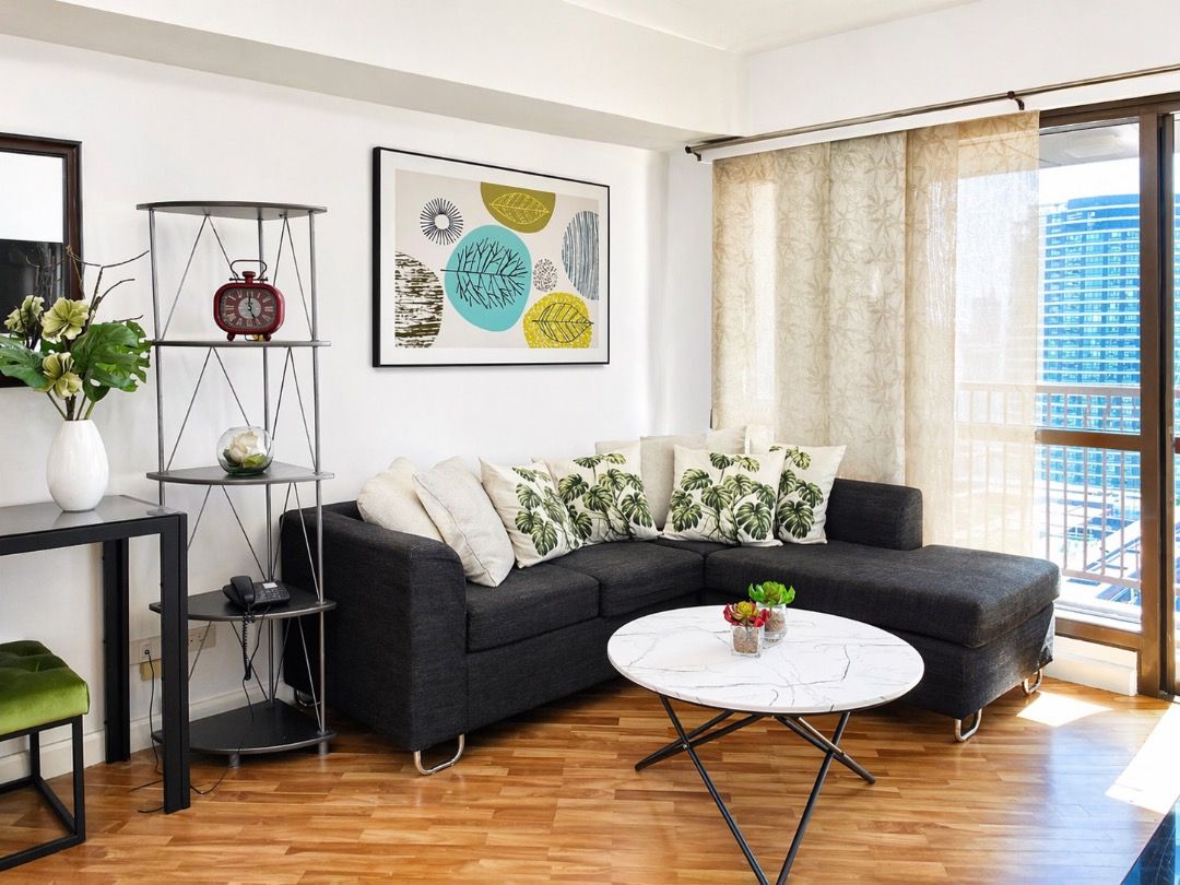 2BR Joya South Tower Rockwell Makati (Category: Apartments & Condos) located in Makati City. Submitted by sassapropertiesph (Listing ID 1434511551, Image 2). Description: 🏡 Joya South Tower Rockwell Makati For Rent - ₱75,000 Inclusive of dues 2BR | 2TB | 80 sqm Parking: 1 Parking Inclusions: Fully Furnished Features: •⁠ Facing Rockwell/Powerplant Mall •⁠ Living room balcony •⁠ Maid’s room with t&b DM for inquiries and viewings Niki +63969 166 46