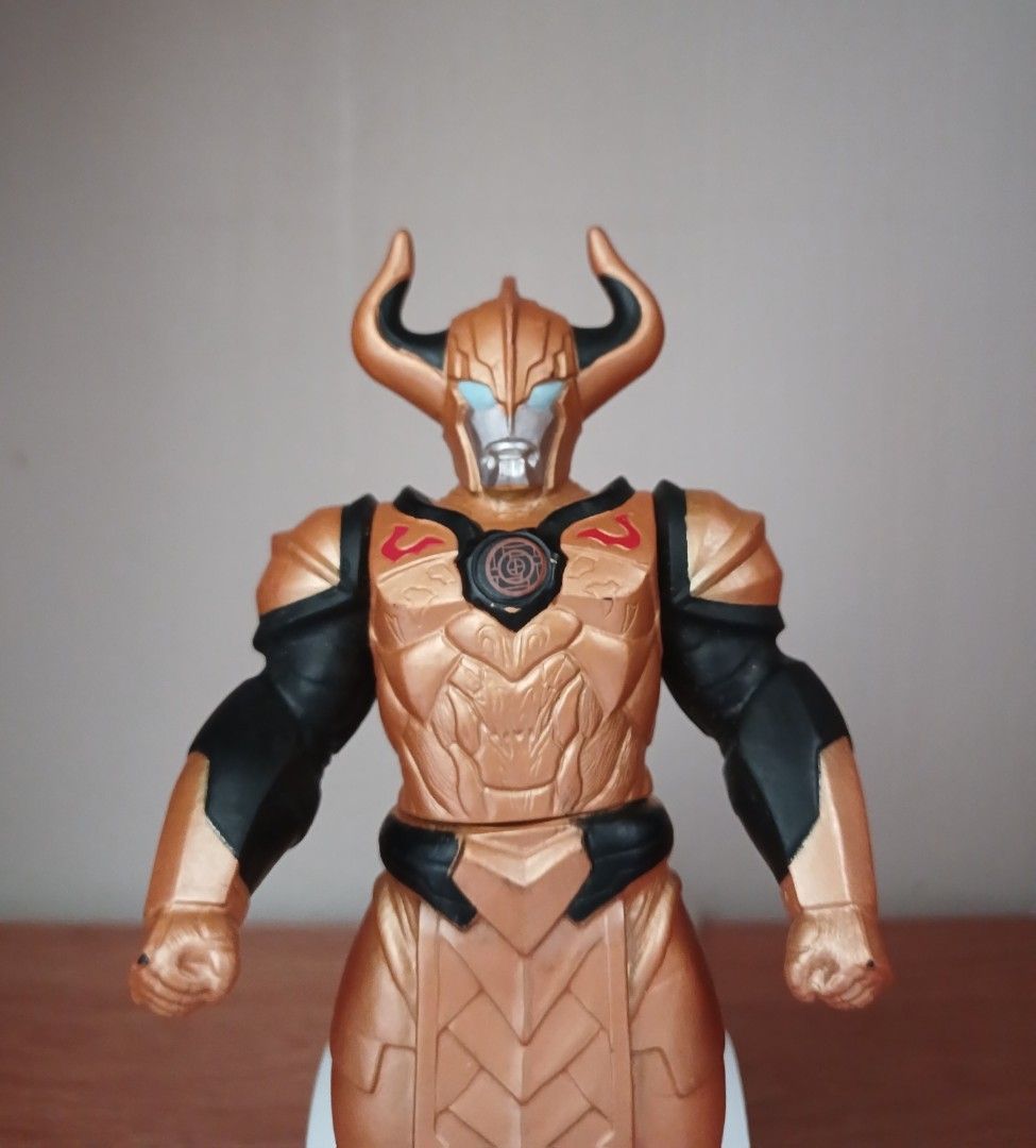 ABSOLUTE DIABOLO - ULTRAMAN FIGURE (Category: Figurines & Statues) located in Villasis. Submitted by aalvar.collection (Listing ID 1434462418, Image 2). Description: Selling Absolute Diabolo - Ultraman Figure for Php120 only. -wyswyg/loose -issue: can't stand alone, need support -soft vinyl, 14cm tall -with markings Mop: Gcash Mod: Meetup, J&T or LBC (COP/COD) My Location: Villasis, Pangasinan Shipping: Open for shipping, Buyers will handle the e