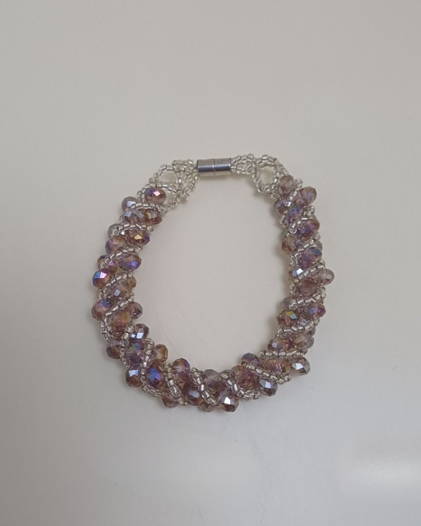 Accessories Set 154 (Category: Necklaces) located in Cebu City. Submitted by tea_pr (Listing ID 1434401170, Image 3). Description: 1 set available 2 pcs. bracelet with magnetic clasp Circumference: 19.5 cm (approx.) 1 pc. necklace Length (unclasped): 55 cm (approx.) RFS: Decluttering Delivery/shipping fee to be shouldered by buyer. Modes of payment: Gcash, PayPal, or online bank transfer.