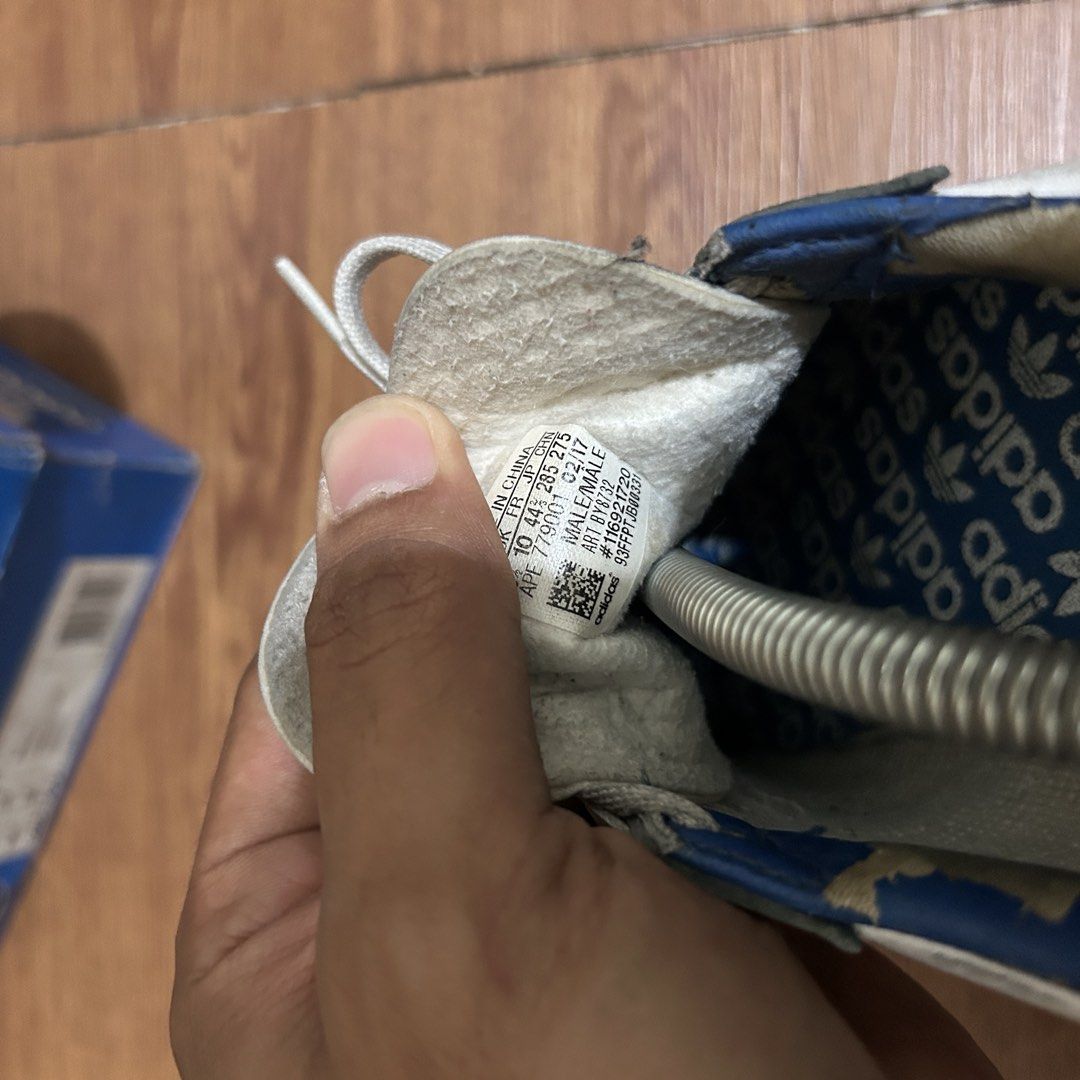 Adidas Athen (Kategori: Sneakers) berada di Bogor. Dikirim oleh askarmar (ID iklan 1434439539, Gambar 2). Deskripsi: Adidas Athen Not Samba Dijual Koleksi pribadi udah ga dipake Nego Aja Shopion +10%.