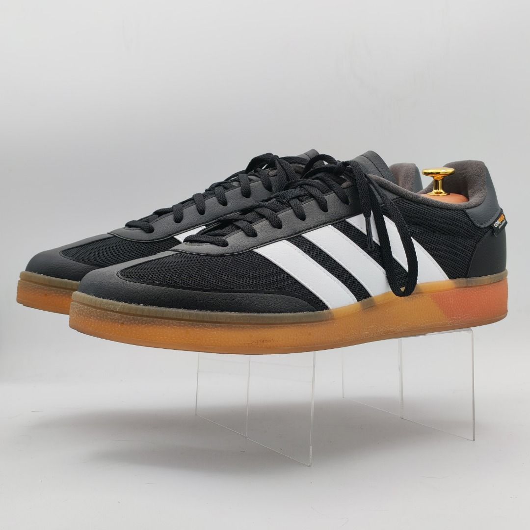 Adidas Training Spezial Sneakers - US 12 D (Category: Sneakers) located in Taguig. Submitted by lukaemanuel (Listing ID 1434464720, Image 1). Description: Adidas Training Spezial Sneakers ---------- 📦 Excellent used condition – only used a few times indoors ❌ Reason for selling: Downsizing footwear collection A clean and versatile pair of adidas Training Spezial sneakers in a classic black and white colorway with gum sole. This pair has that tim