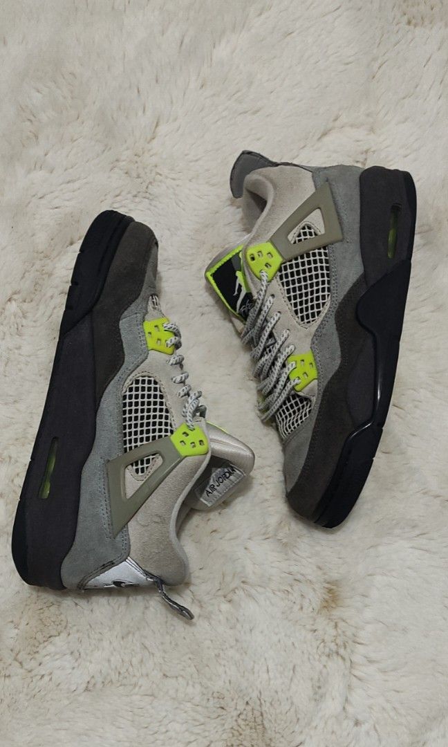 AIR JORDAN 4 RETRO SE "NEON" (Category: Sneakers) located in General Santos City (Dadiangas). Submitted by k.vin__stuff (Listing ID 1434506754, Image 3). Description: AIR JORDAN 4 RETRO SE "NEON" (off/legit) 🔖size: 8US (39EUR) 🔖condition: Very Good 🔖issue: minimal heel drag & scratch **pang pormahan mo boss. solid pa po masyado. 🌍location: Gensan City PM/DM 📥 📥 📥.