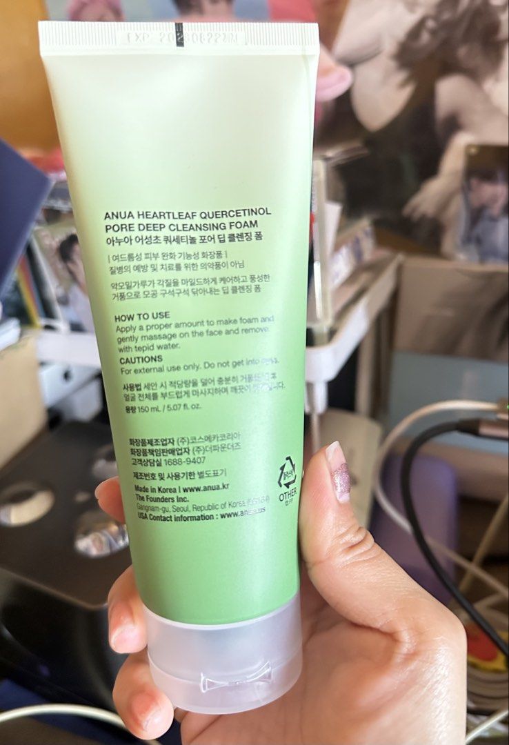 Anua Heartleaf Quercetinol Pore Deep Cleansing Foam (Category: Face Care) located in Bacoor. Submitted by winterbear017 (Listing ID 1434451227, Image 2). Description: - Anua Heartleaf Quercetinol Pore Deep Cleansing Foam - Deep pore cleansing action - Contains Heartleaf and BHA - Size: 150 ml / 5.07 fl. oz. - Condition: Sealed - Expiry Date 08 22, 2028.