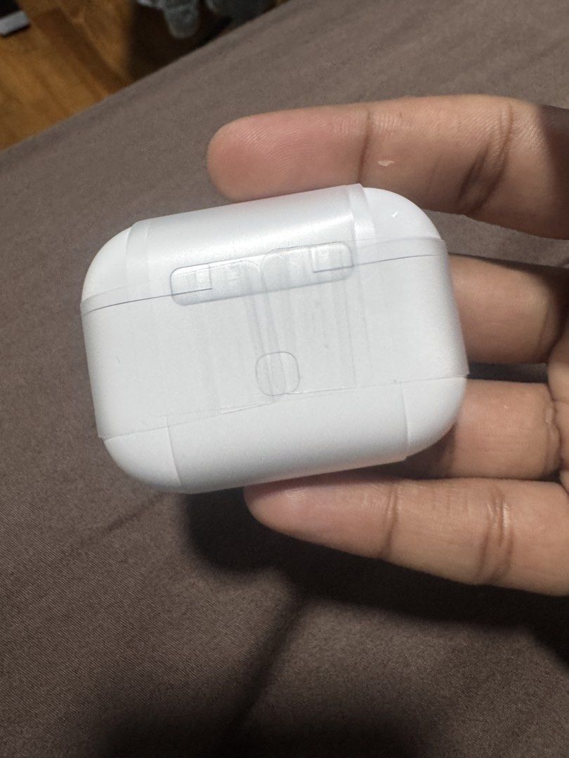 Apple AirPods Pro Charging Case439534440017438721